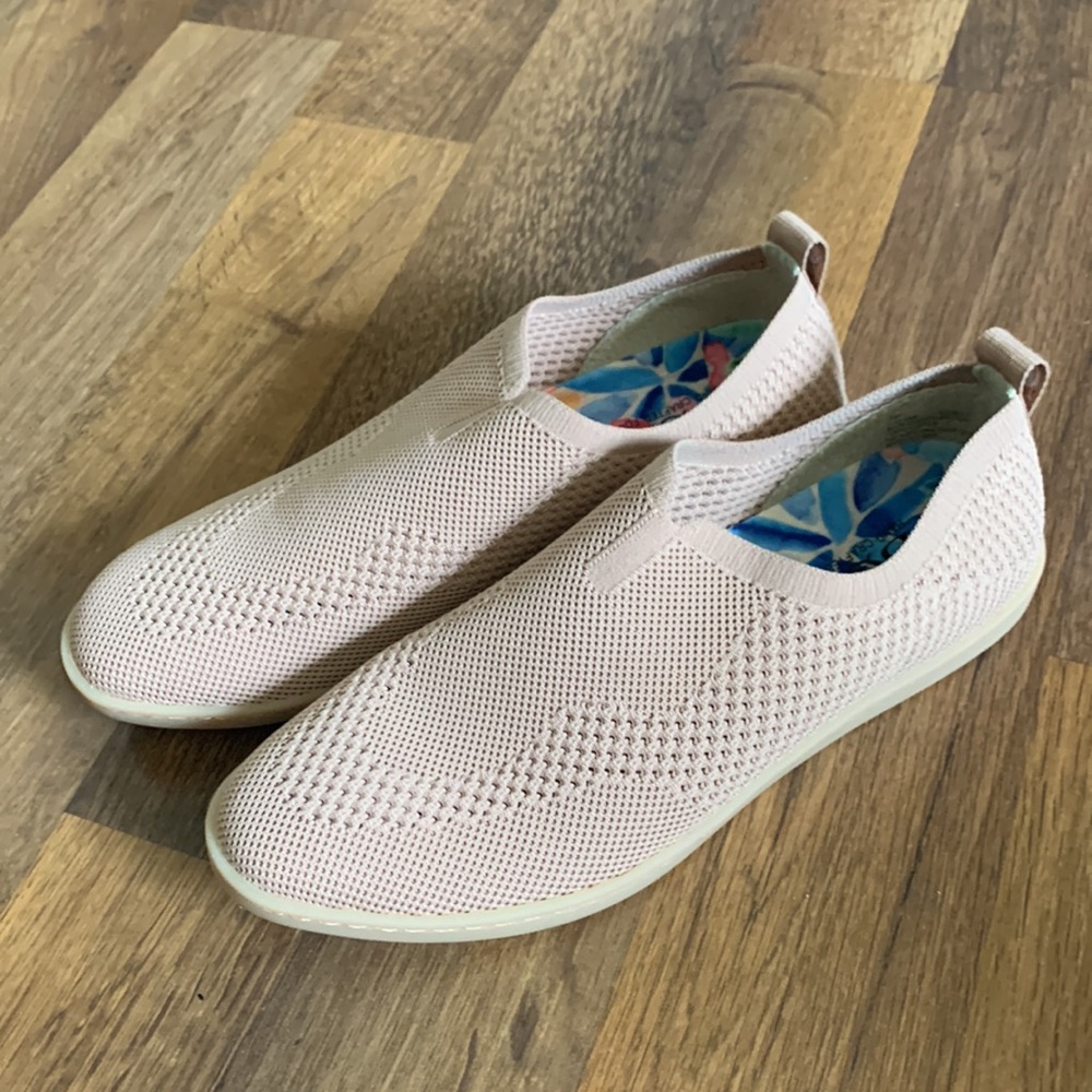 🆕 Born Slip-On Casual Shoe - Picture 15 of 17